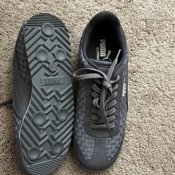 Puma Sneakers - Picture 3 of 3